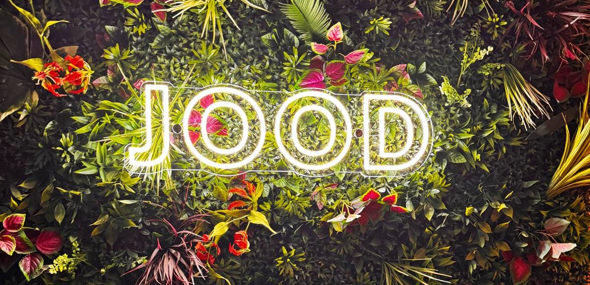 jood-neon-sign